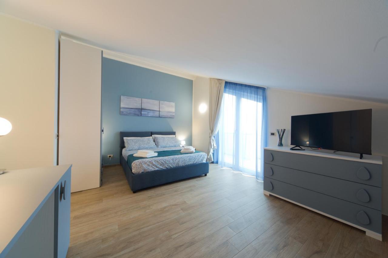 Slow Chic Apartment Beb Policlinico Messina Bagian luar foto
