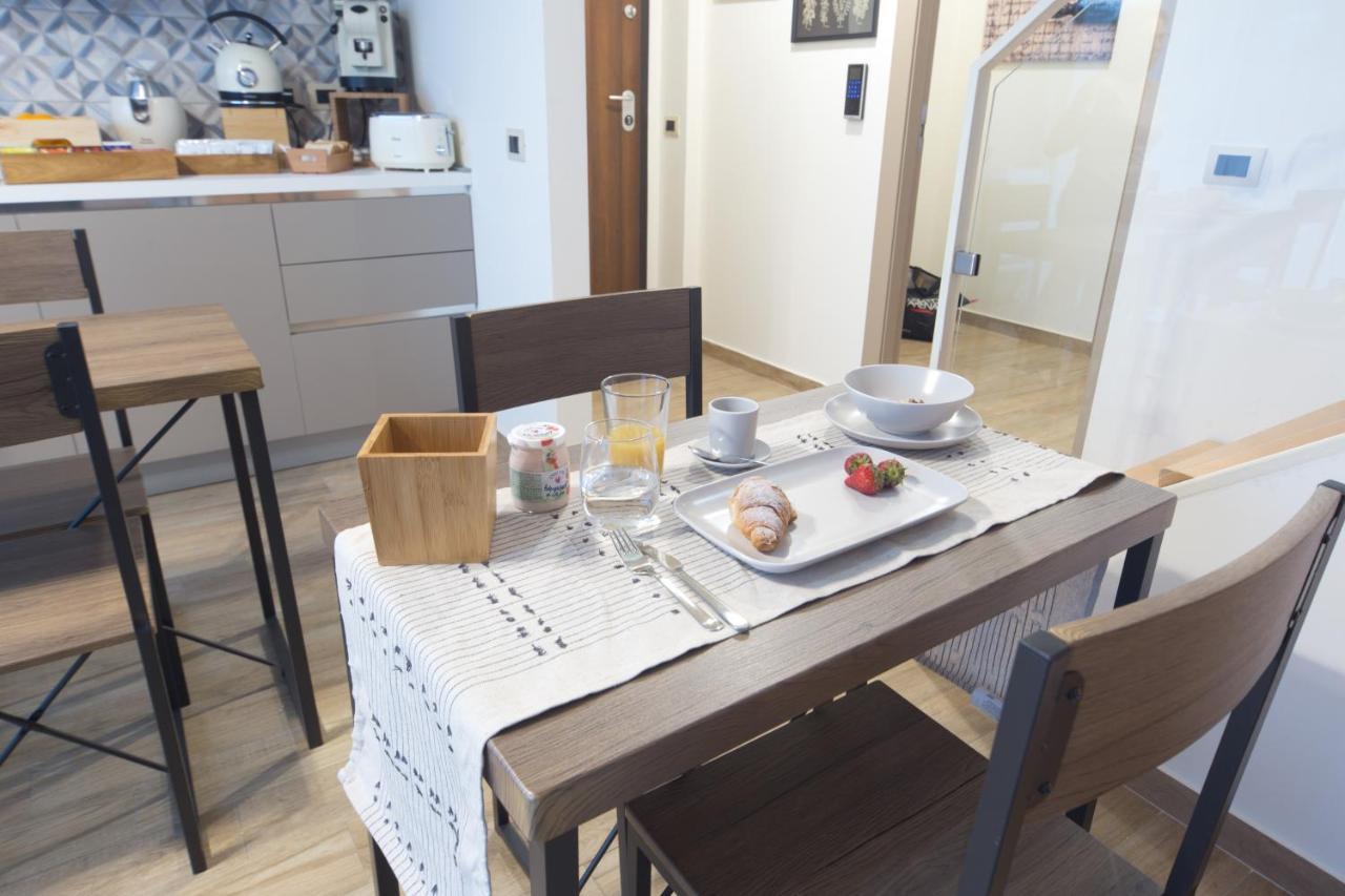 Slow Chic Apartment Beb Policlinico Messina Bagian luar foto